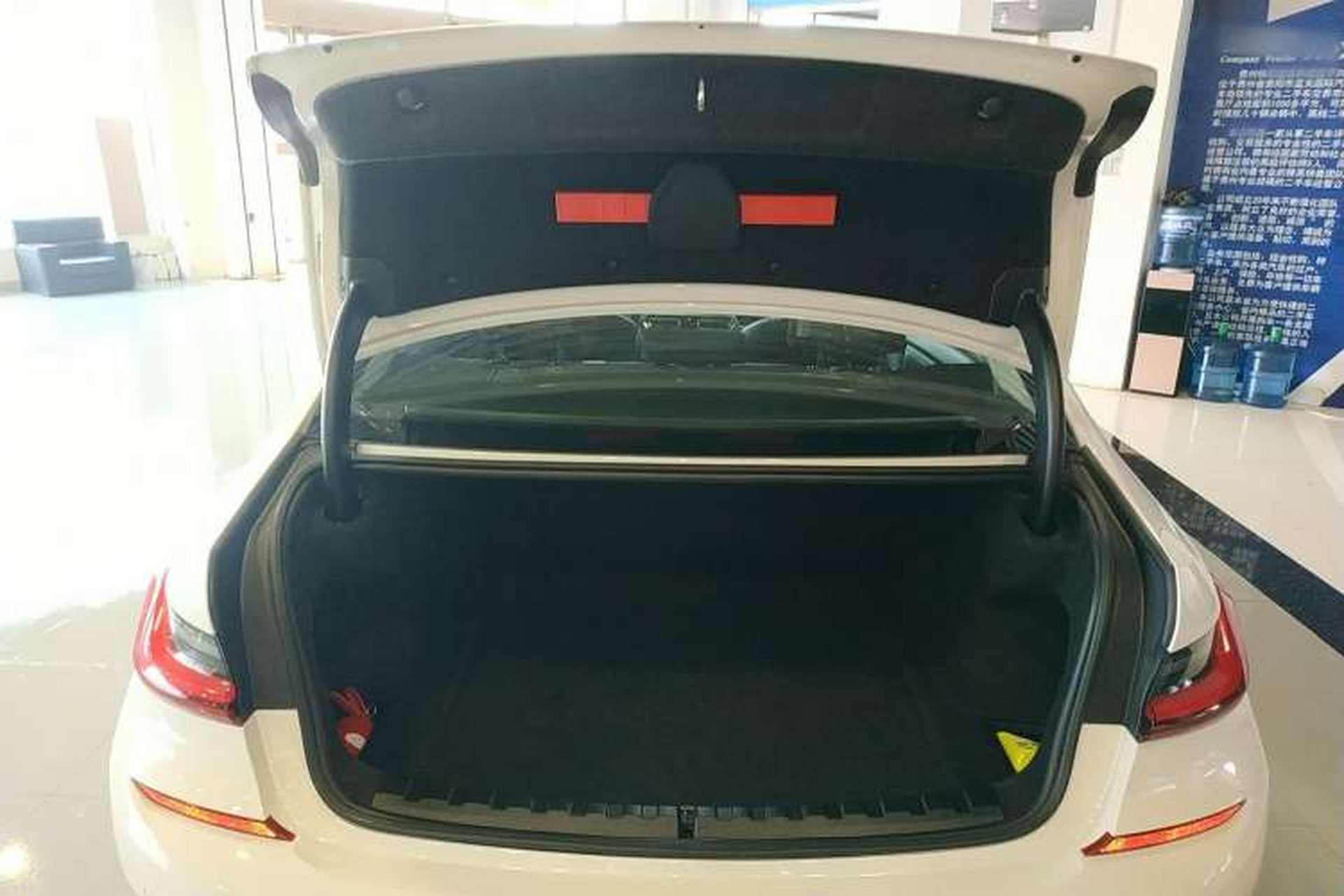 Used BMW 3 Series 2022 Restyled 320Li M Sport Package Trunk