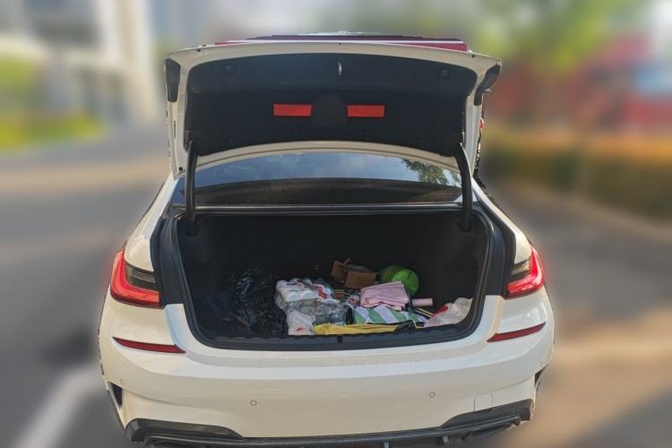 Used BMW 3 Series 2022 325i M Sport Night Edition Package Trunk