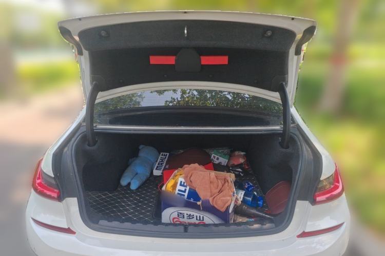 Used BMW 3 Series 2022 Updated 325i M Sport Package Trunk