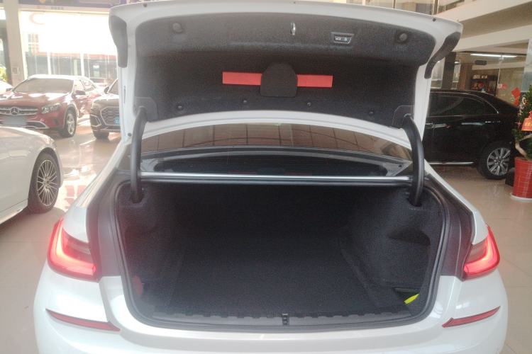 Used BMW 3 Series 2022 325Li M Sport Night Edition Package Trunk