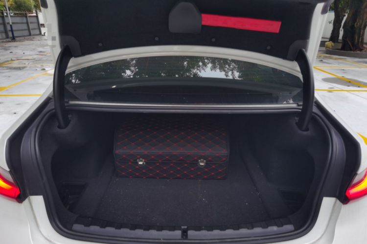 Used BMW 3 Series 2022 Updated 320i Sport Package Trunk