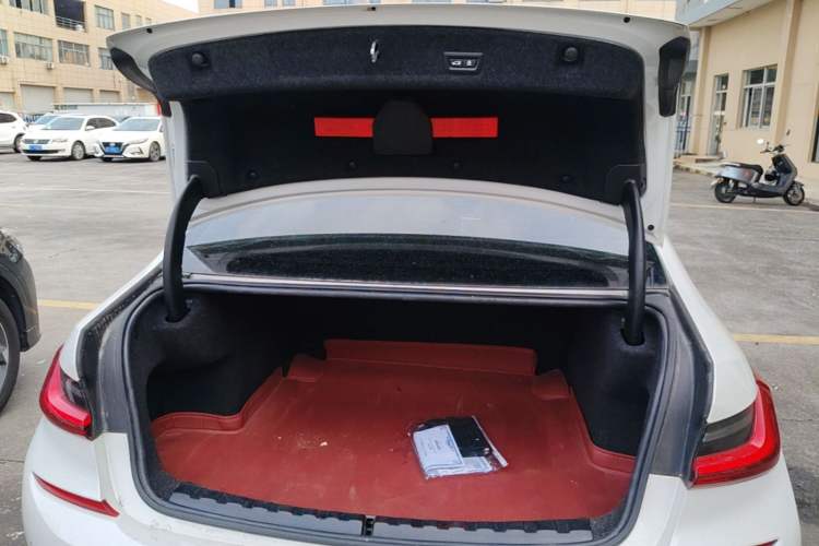 Used BMW 3 Series 2022 325Li M Sport Night Edition Package Trunk
