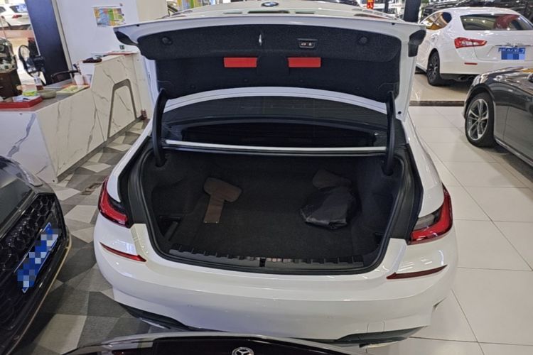 Used BMW 3 Series 2022 Updated 325Li M Sport Package Trunk