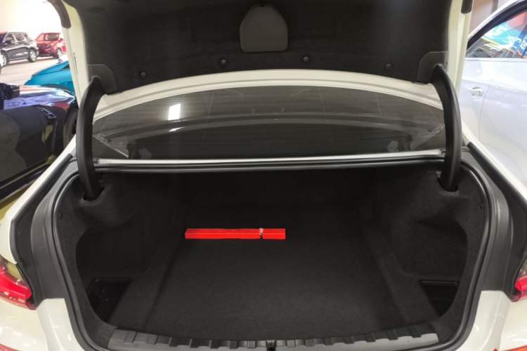 Used BMW 3 Series 2022 325i M Sport Package Trunk