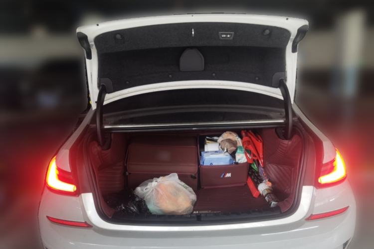 Used BMW 3 Series 2022 325Li M Sport Package Trunk