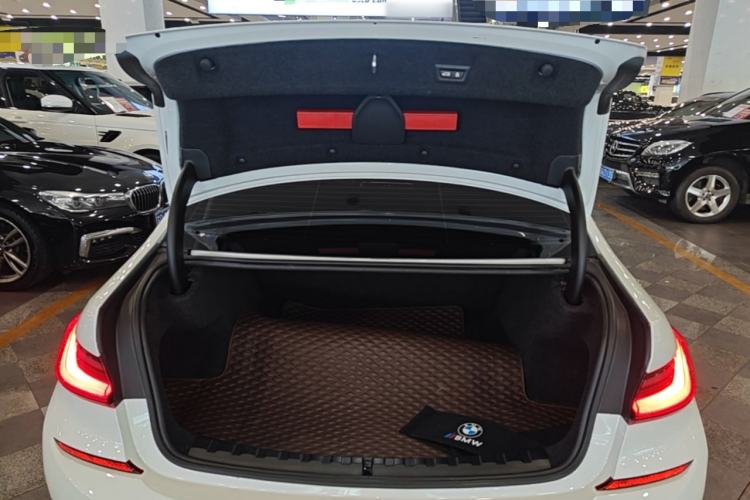 Used BMW 3 Series 2022 325Li M Sport Package Trunk