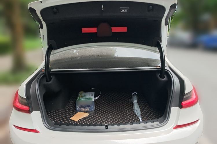 Used BMW 3 Series 2022 325i M Sport Package Trunk