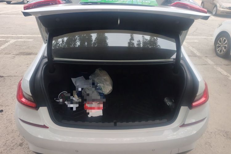 Used BMW 3 Series 2022 320Li M Sport Package Trunk