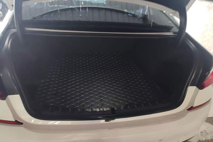 Used BMW 3 Series 2022 325Li M Sport Package Trunk