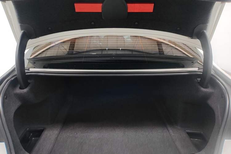 Used BMW 3 Series 2022 325Li M Sport Package Trunk