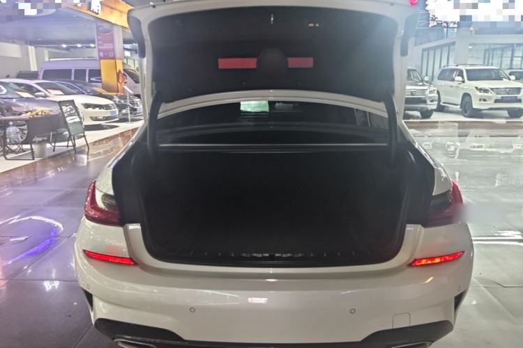 Used BMW 3 Series 2022 325Li M Sport Package Trunk