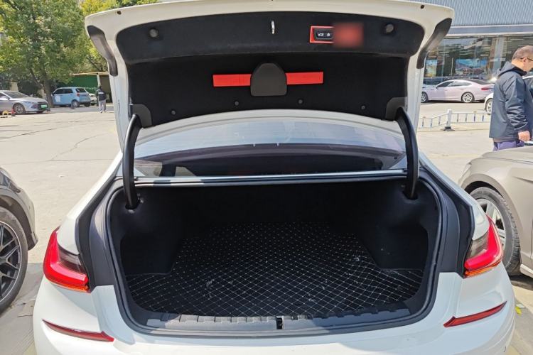 Used BMW 3 Series 2022 325Li M Sport Package Trunk