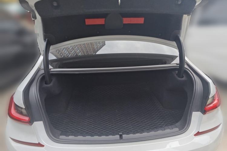 Used BMW 3 Series 2022 Restyled 320Li M Sport Package Trunk