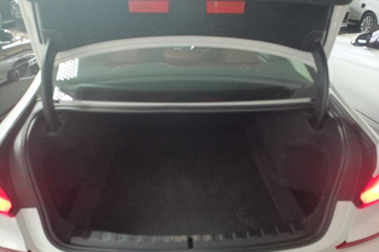 Used BMW 3 Series 2022 320Li M Sport Package Trunk