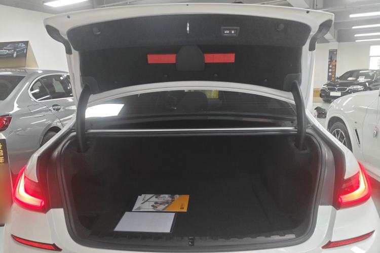 Used BMW 3 Series 2022 Updated 325Li M Sport Package Trunk