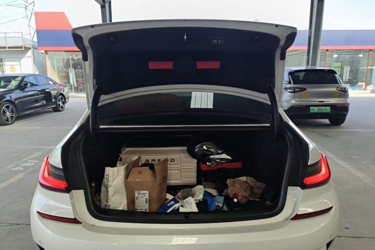 Used BMW 3 Series 2022 Updated 325Li M Sport Package Trunk
