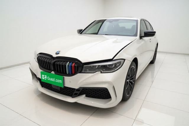 Ojetý BMW 3 Series 2022 325Li M Sport Night Edition Package