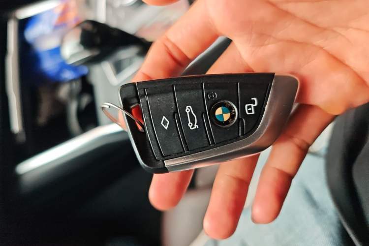 Used BMW 3 Series 2022 325i M Sport Package Vehicle Key