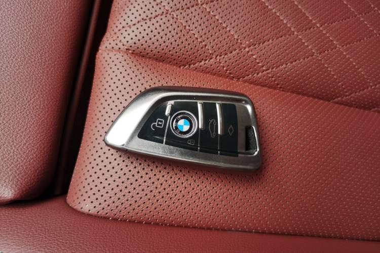 Used BMW 3 Series 2022 325i M Sport Package Vehicle Key