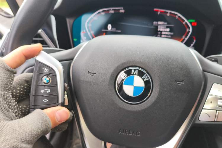 Used BMW 3 Series 2022 320i Sport Package Vehicle Key