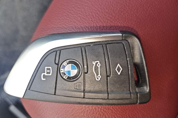 Used BMW 3 Series 2022 325i M Sport Night Edition Package Vehicle Key