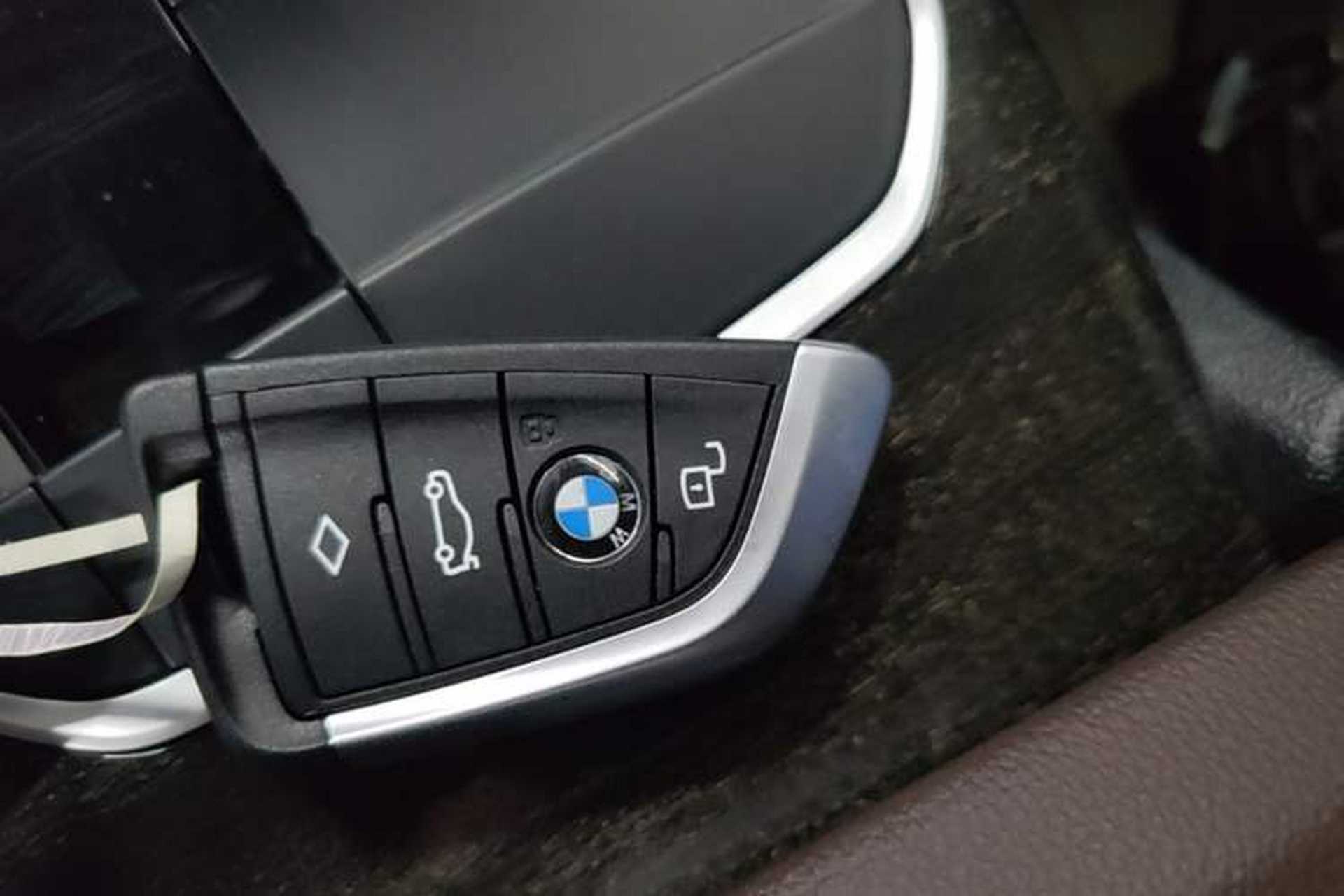 Used BMW 3 Series 2022 325Li M Sport Package Vehicle Key
