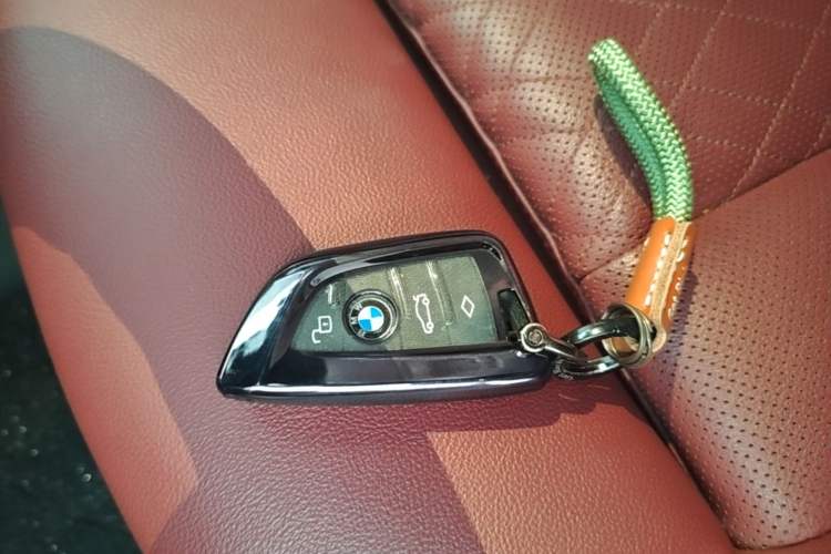 Used BMW 3 Series 2022 325Li M Sport Package Vehicle Key