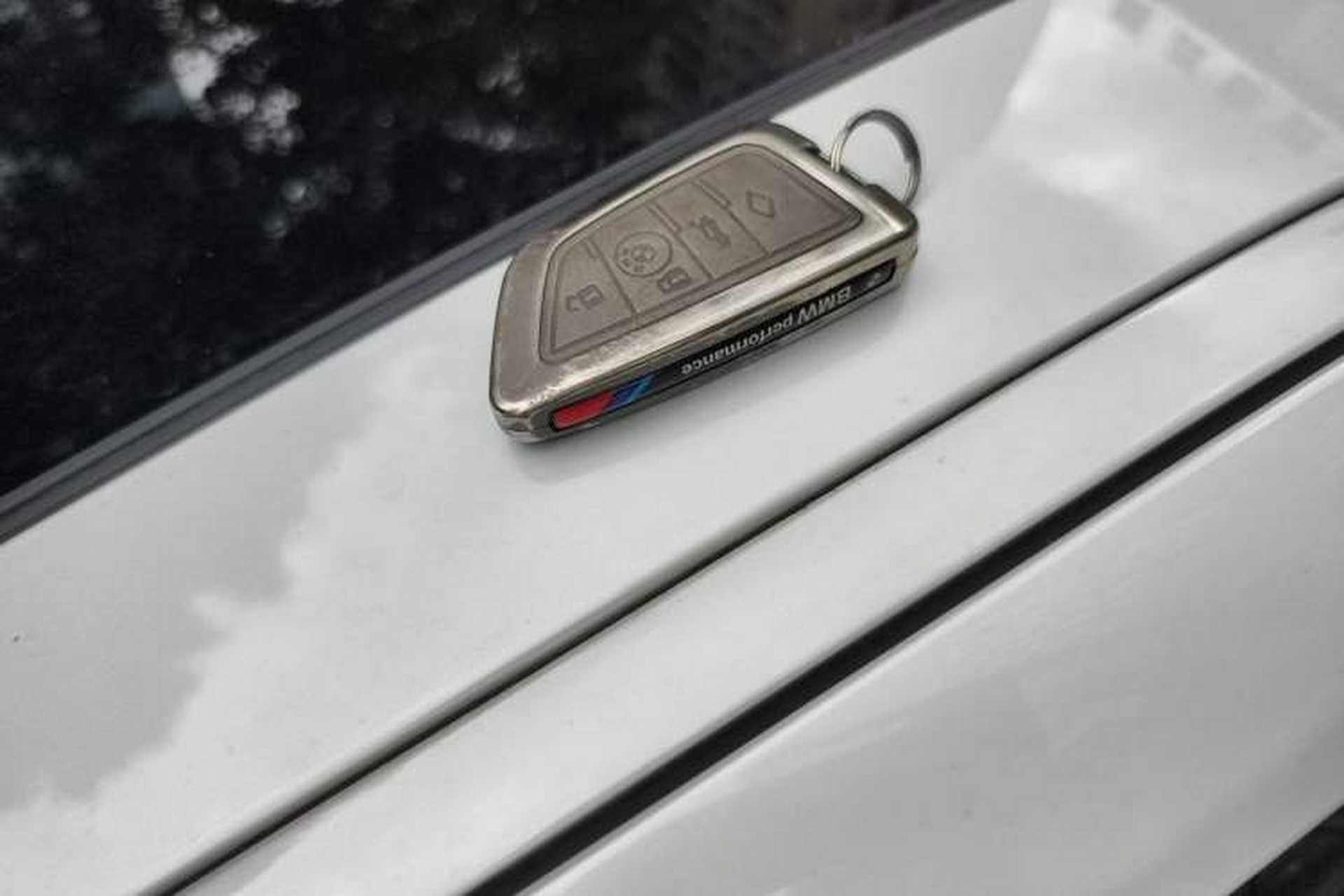 Used BMW 3 Series 2022 Updated 325Li M Sport Package Vehicle Key