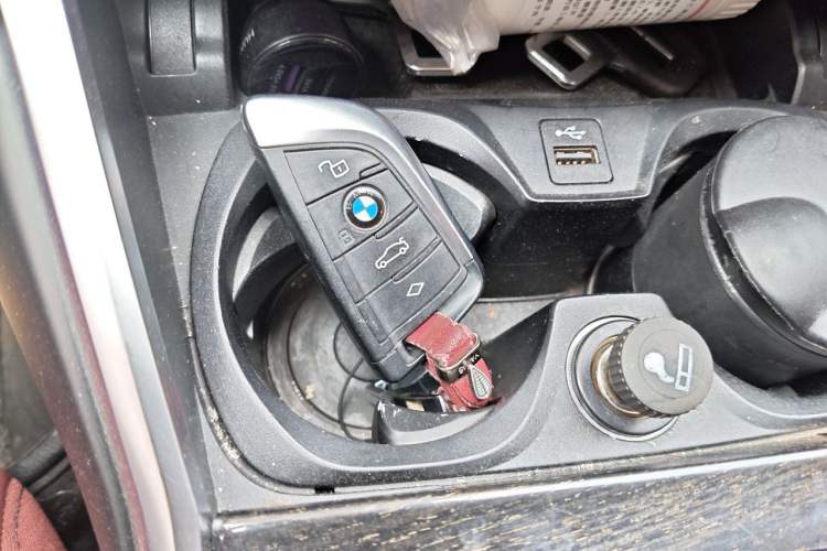 Used BMW 3 Series 2022 325Li M Sport Package Vehicle Key