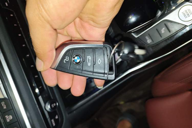 Used BMW 3 Series 2022 325Li M Sport Package Vehicle Key