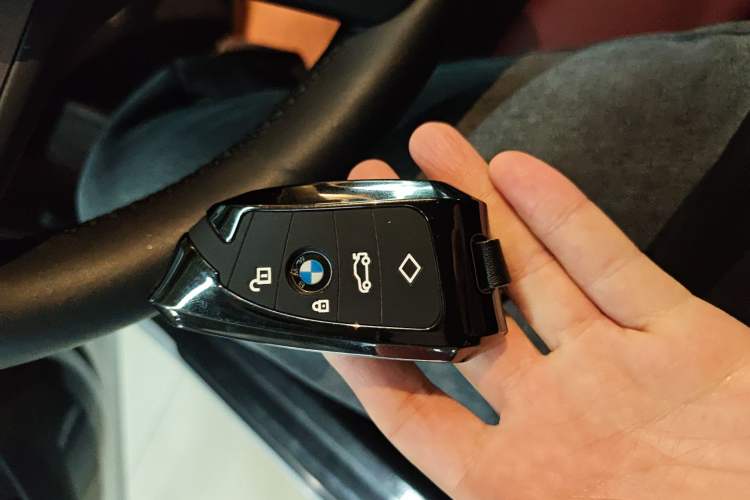 Used BMW 3 Series 2022 Updated 325i M Sport Package Vehicle Key