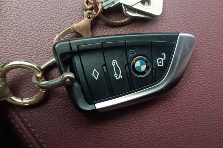 Used BMW 3 Series 2022 320i Sport Package Vehicle Key