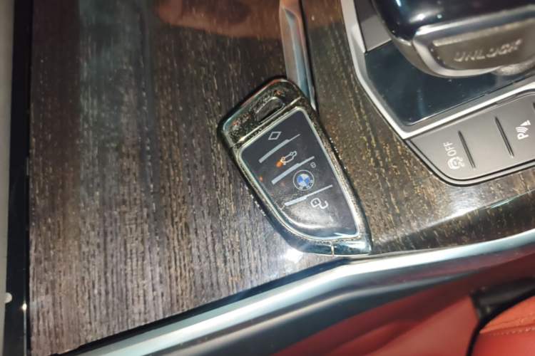Used BMW 3 Series 2022 325Li M Sport Package Vehicle Key