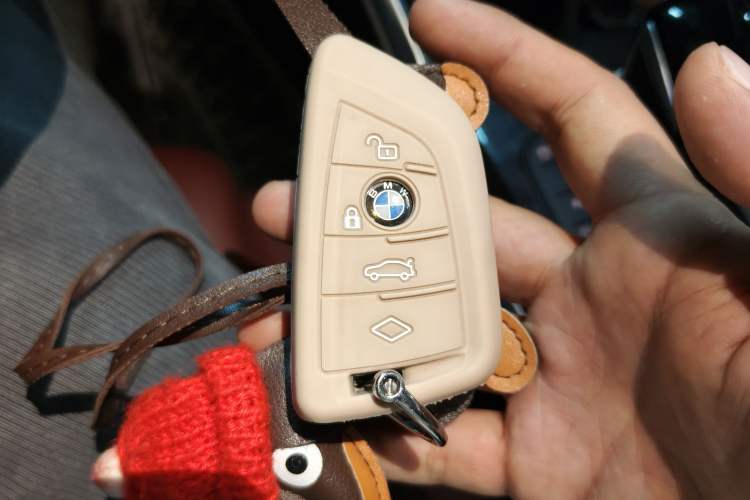 Used BMW 3 Series 2022 325Li M Sport Package Vehicle Key