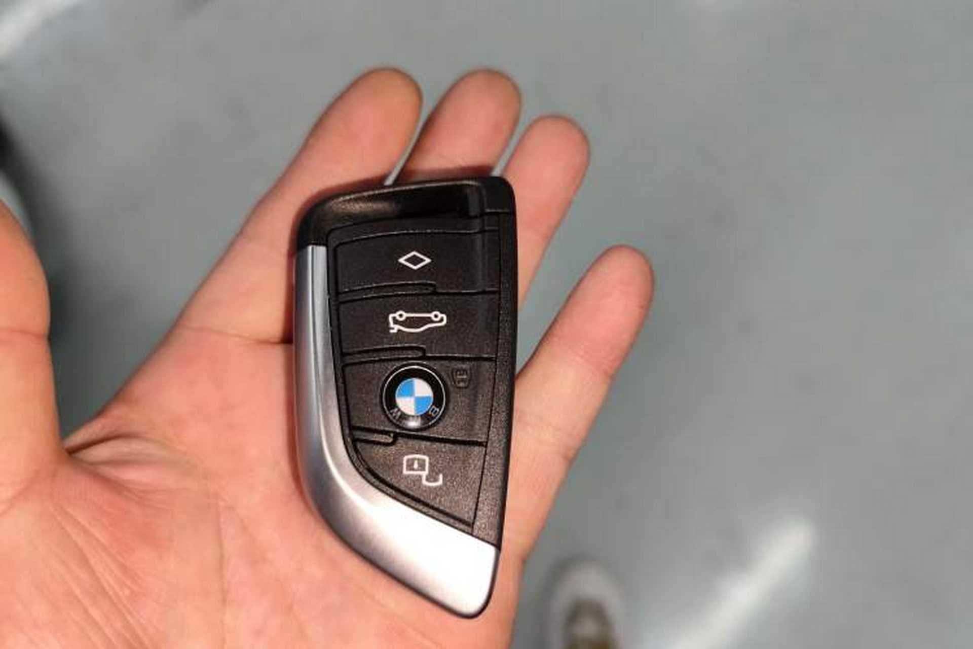Used BMW 3 Series 2022 330Li xDrive M Sport Night Edition Package Vehicle Key