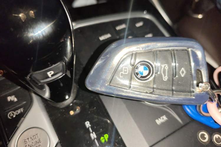 Used BMW 3 Series 2022 Restyled 320Li M Sport Package Vehicle Key