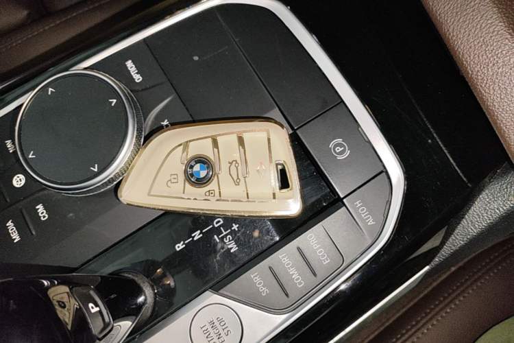 Used BMW 3 Series 2022 Restyled 320Li M Sport Package Vehicle Key