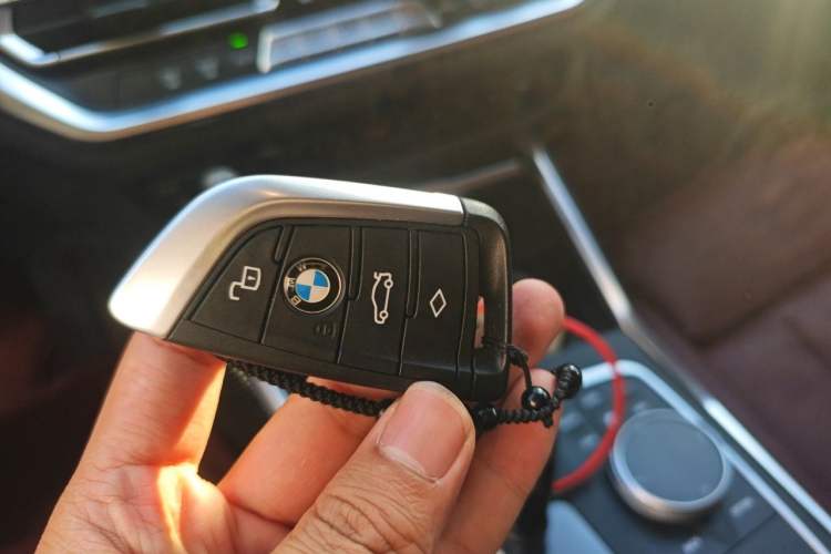 Used BMW 3 Series 2022 325i M Sport Night Edition Package Vehicle Key