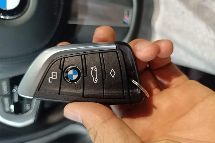 Used BMW 3 Series 2022 325Li M Sport Package Vehicle Key