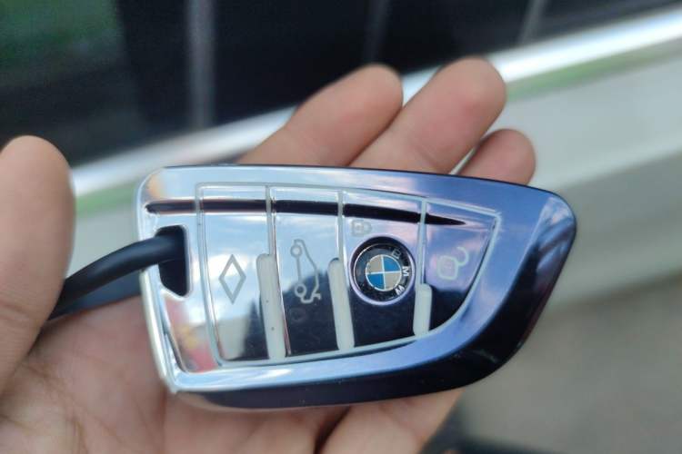 Used BMW 3 Series 2022 325i M Sport Package Vehicle Key