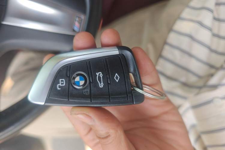 Used BMW 3 Series 2022 Updated 325i M Sport Package Vehicle Key