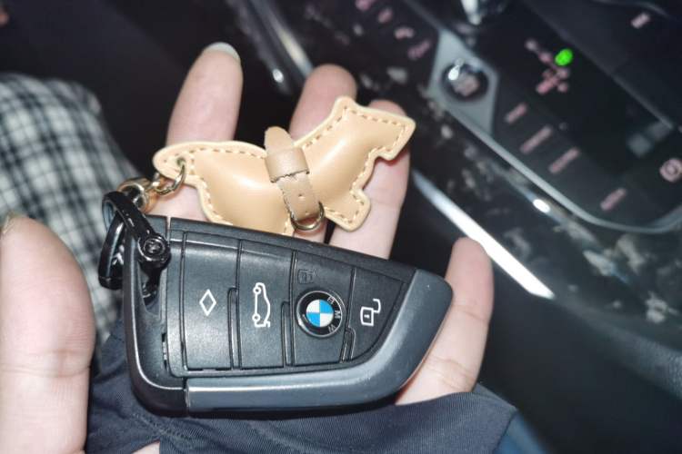 Used BMW 3 Series 2022 325i M Sport Package Vehicle Key