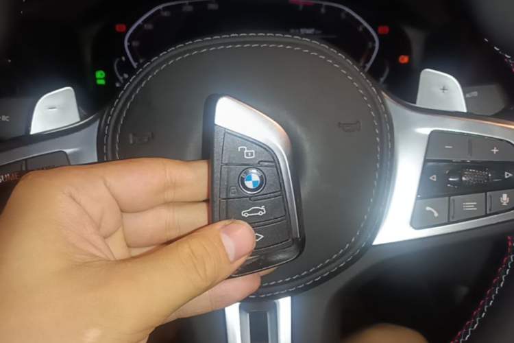 Used BMW 3 Series 2022 325i M Sport Night Edition Package Vehicle Key
