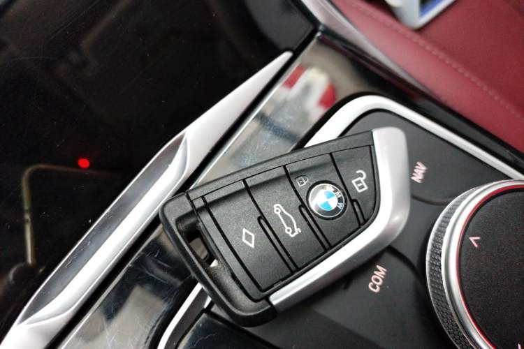 Used BMW 3 Series 2022 Restyled 320Li M Sport Package Vehicle Key