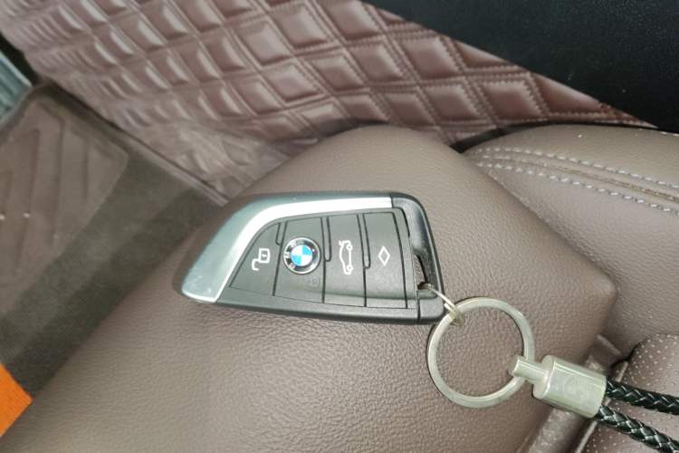 Used BMW 3 Series 2022 325Li M Sport Package Vehicle Key