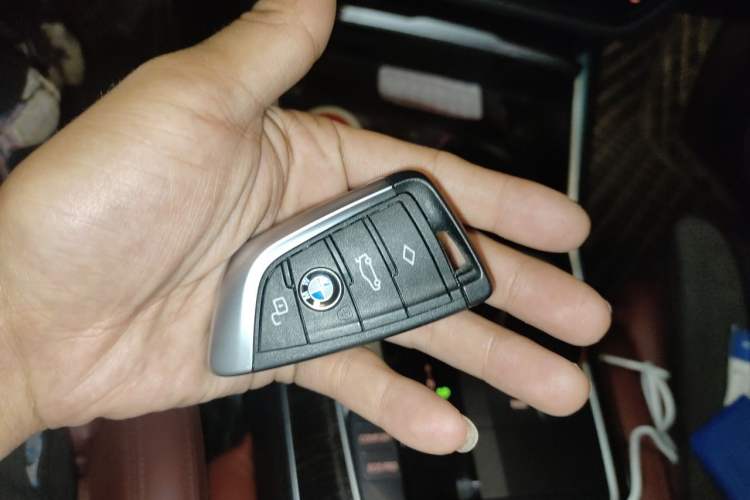 Used BMW 3 Series 2022 Updated 325Li M Sport Package Vehicle Key