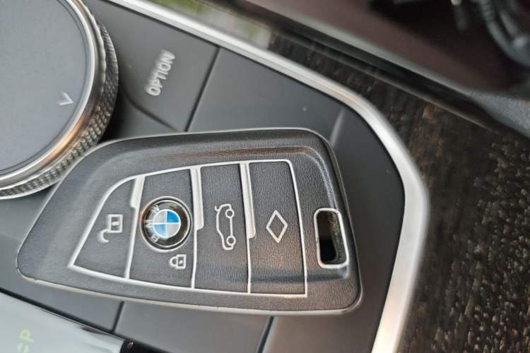 Used BMW 3 Series 2022 325Li M Sport Package Vehicle Key