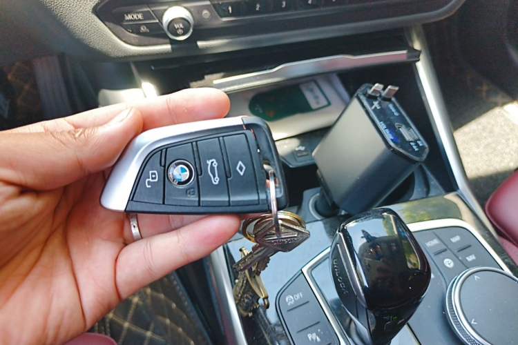Used BMW 3 Series 2022 325Li M Sport Package Vehicle Key