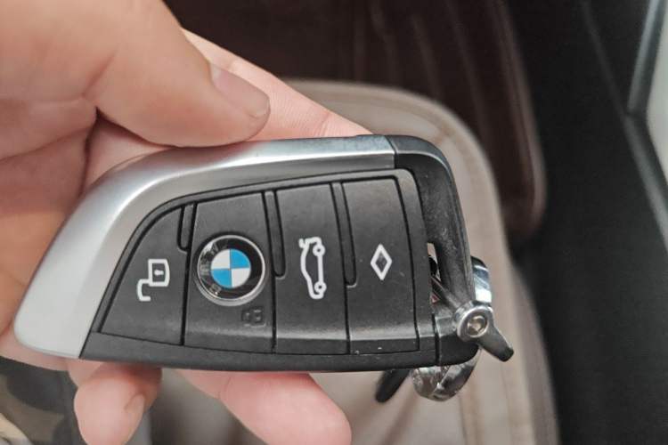 Used BMW 3 Series 2022 Updated 325Li M Sport Package Vehicle Key