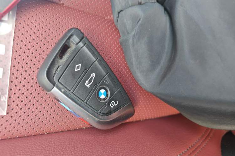 Used BMW 3 Series 2022 Updated 325Li M Sport Package Vehicle Key